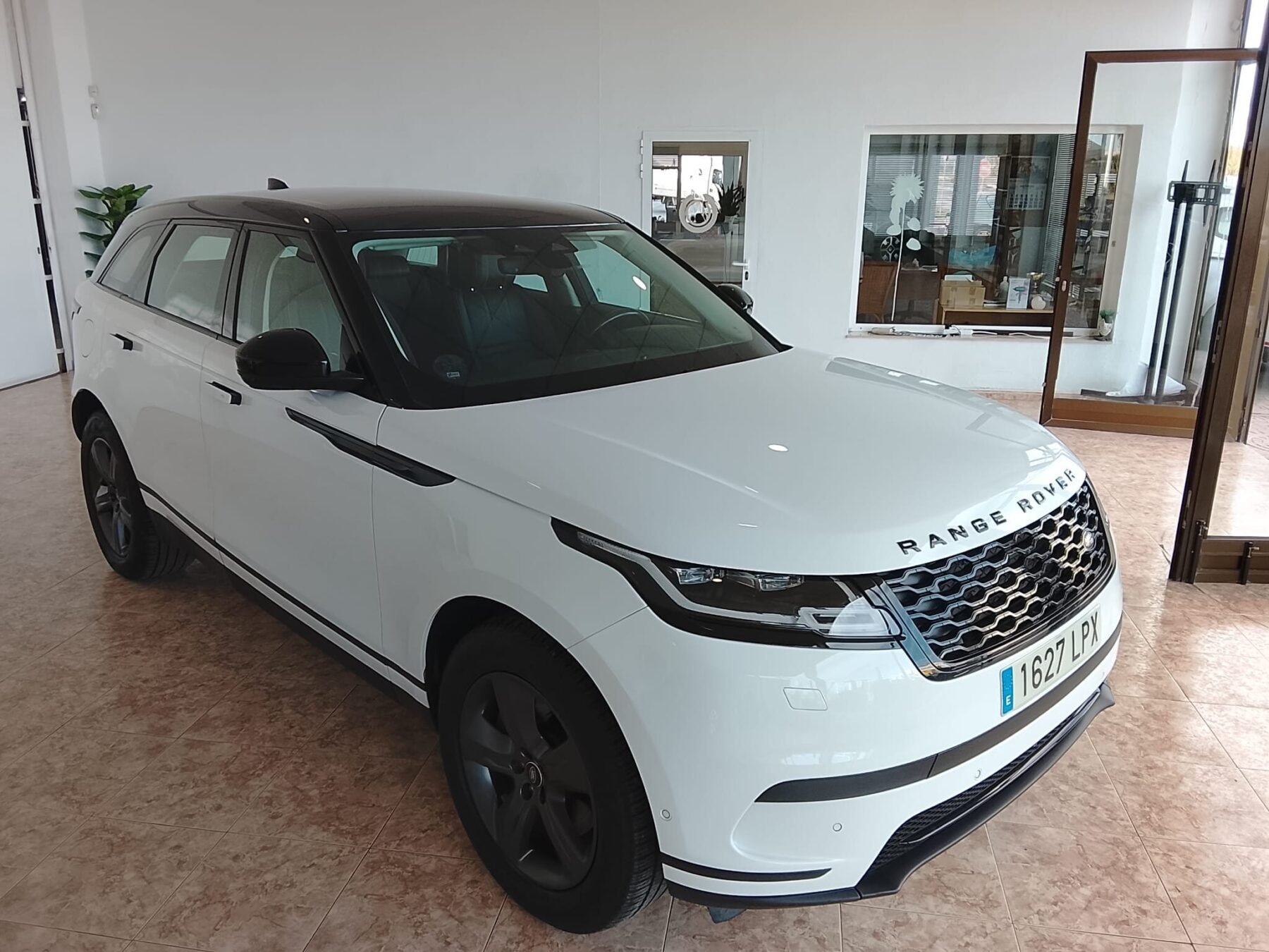 LAND-ROVER Range Rover Velar Automático Hibrido Diesel 