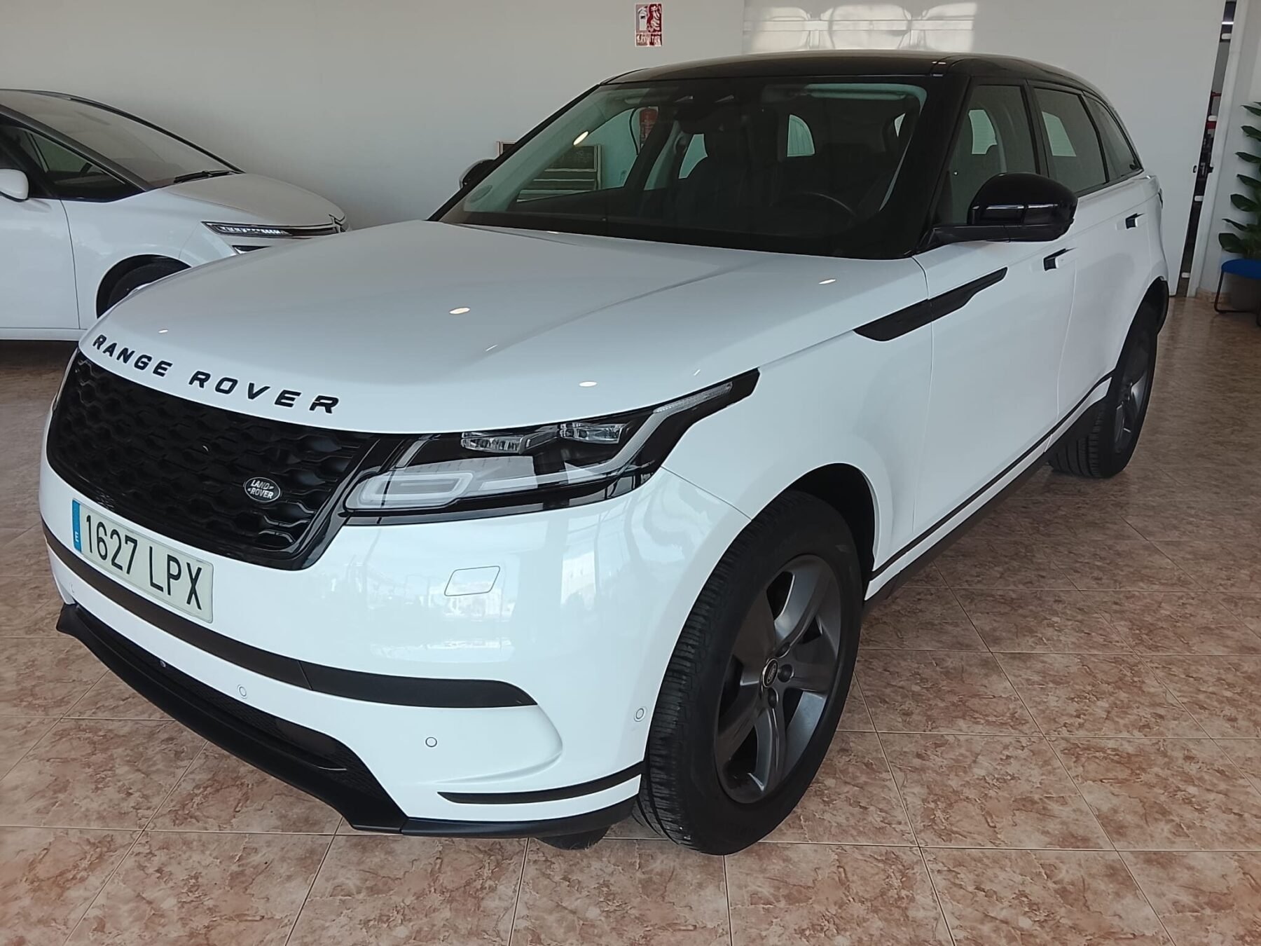 LAND-ROVER Range Rover Velar Automático Hibrido Diesel 