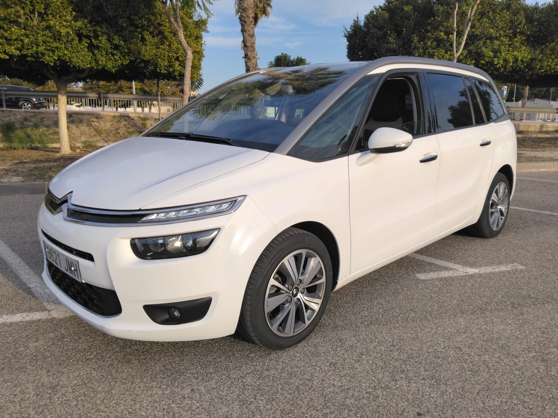 CITROEN  7 Plazas Automático Turbo Gasolina 165CV