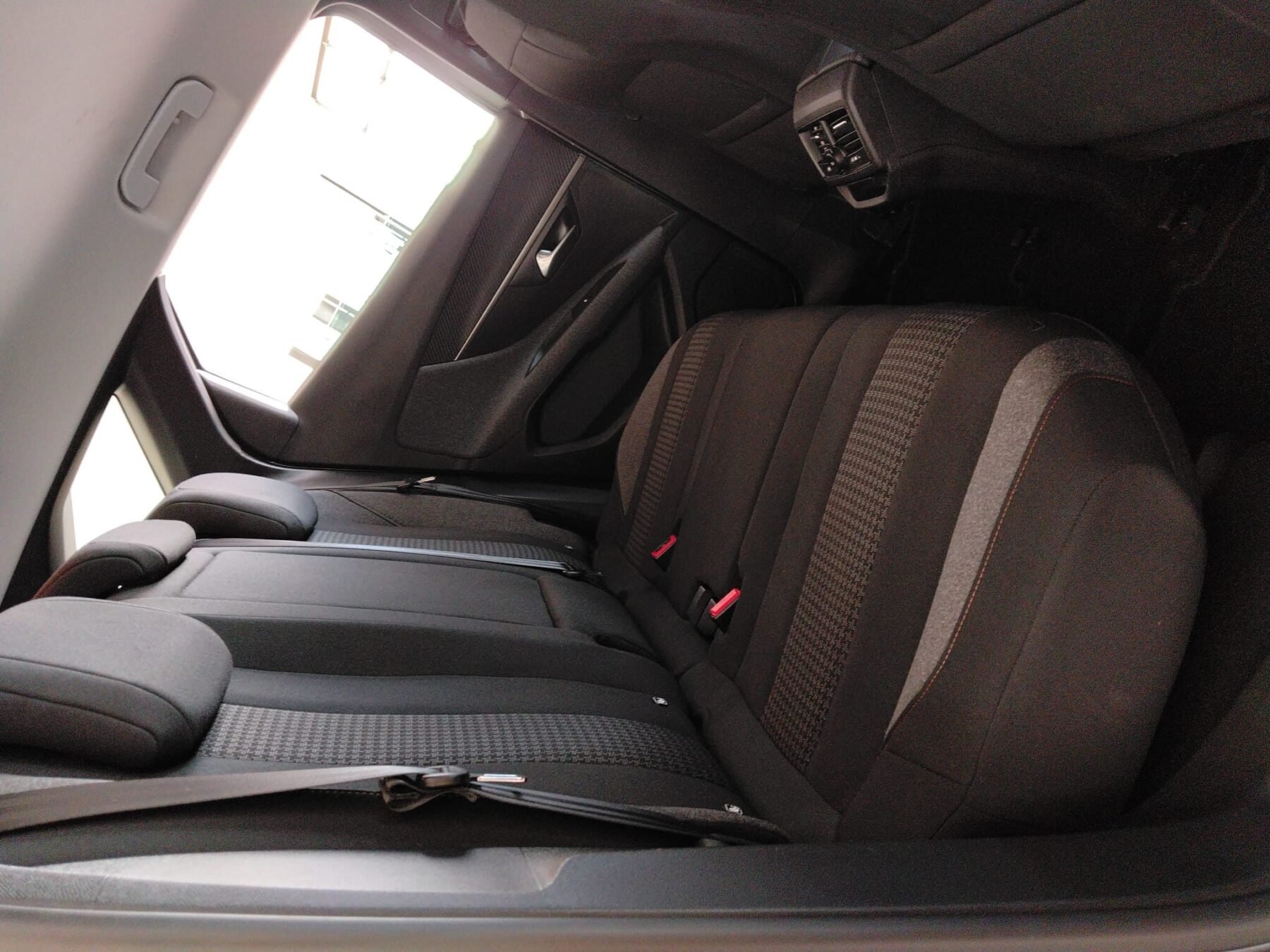 PEUGEOT 3008 AUTOMATICO TURBO GASOLINA