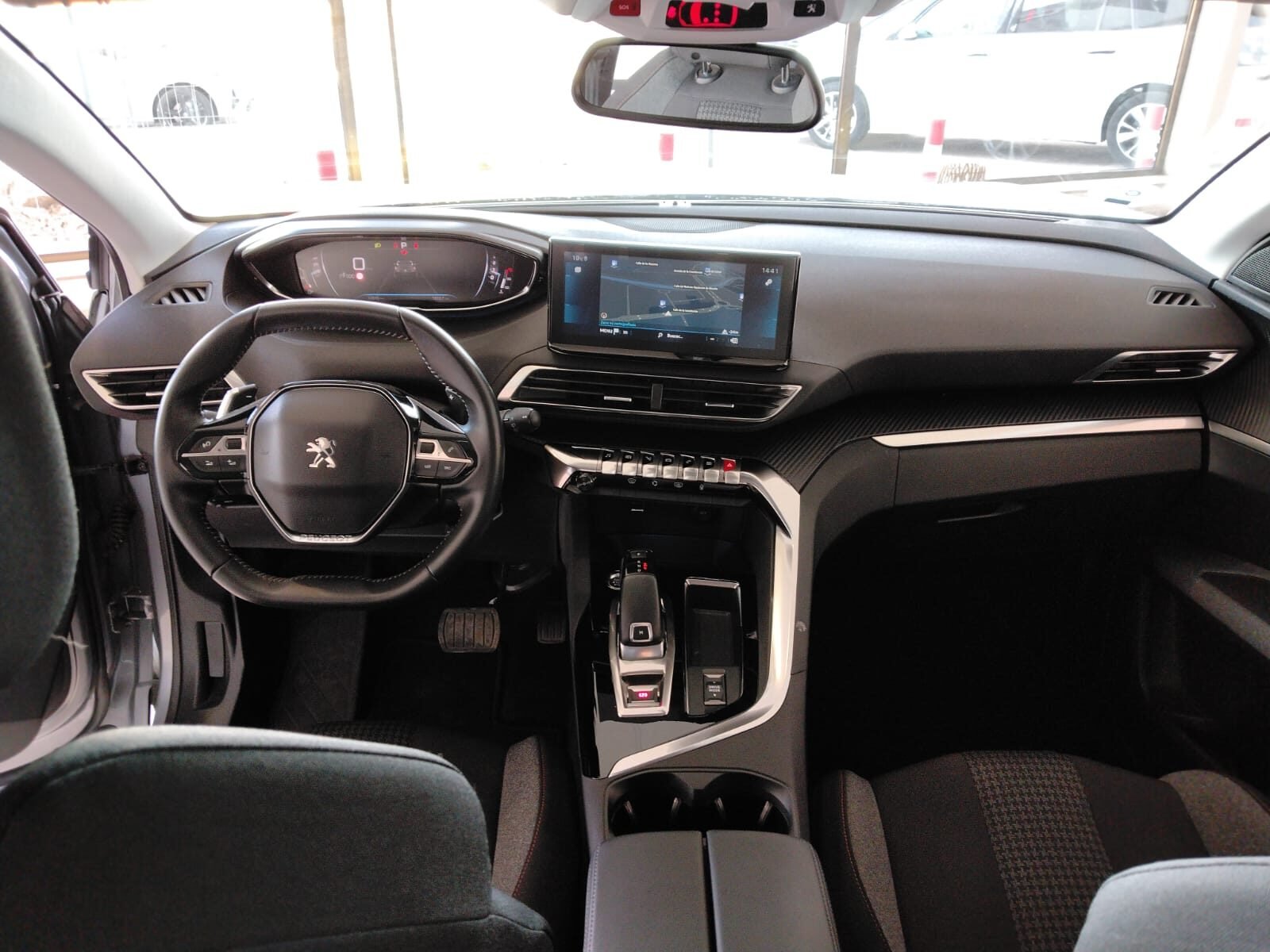 PEUGEOT 3008 AUTOMATICO TURBO GASOLINA
