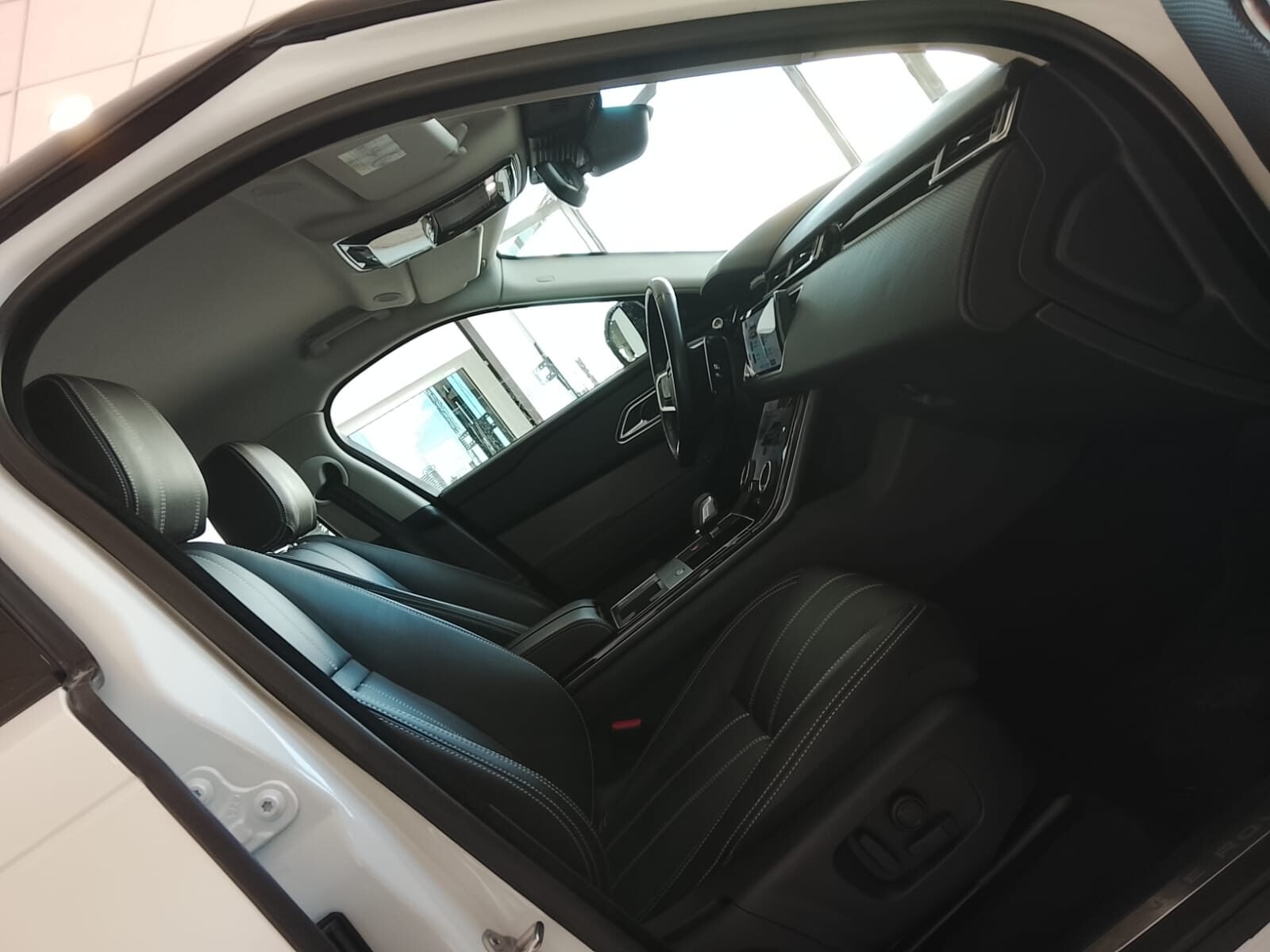 LAND-ROVER Range Rover Velar Automático Hibrido Diesel 