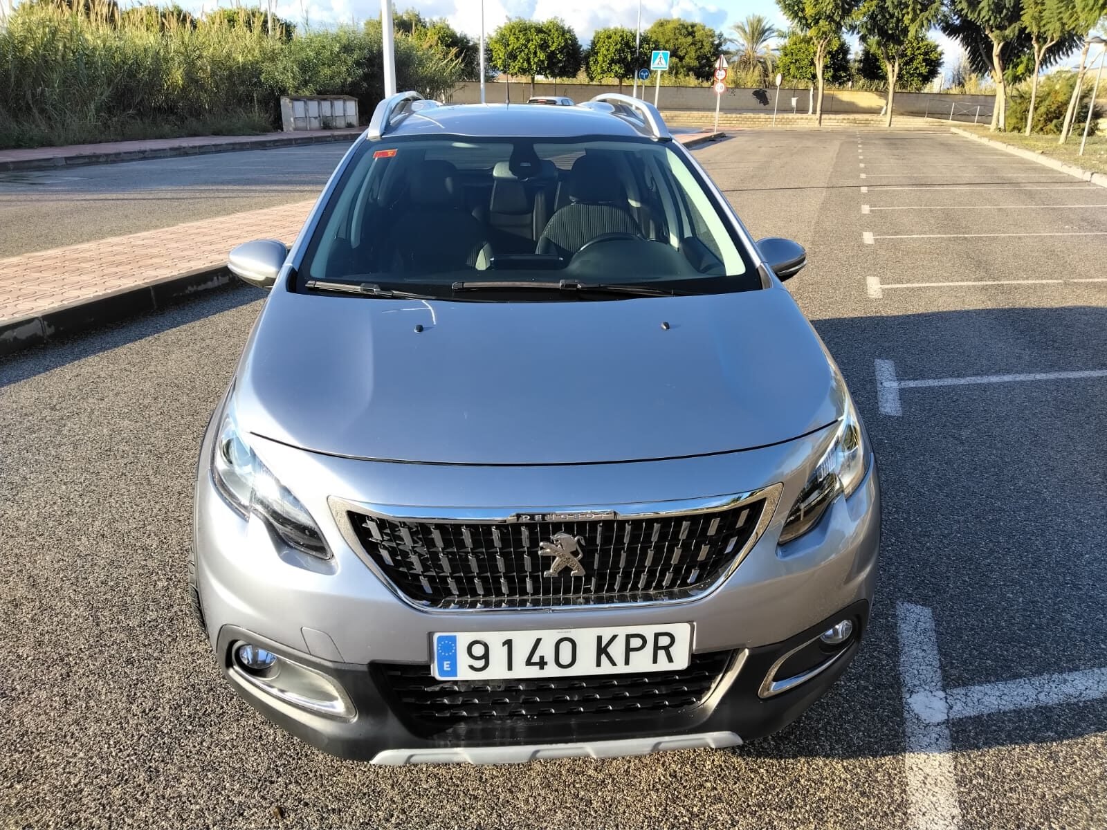 PEUGEOT 2008 Turbo gasolina automático 2018