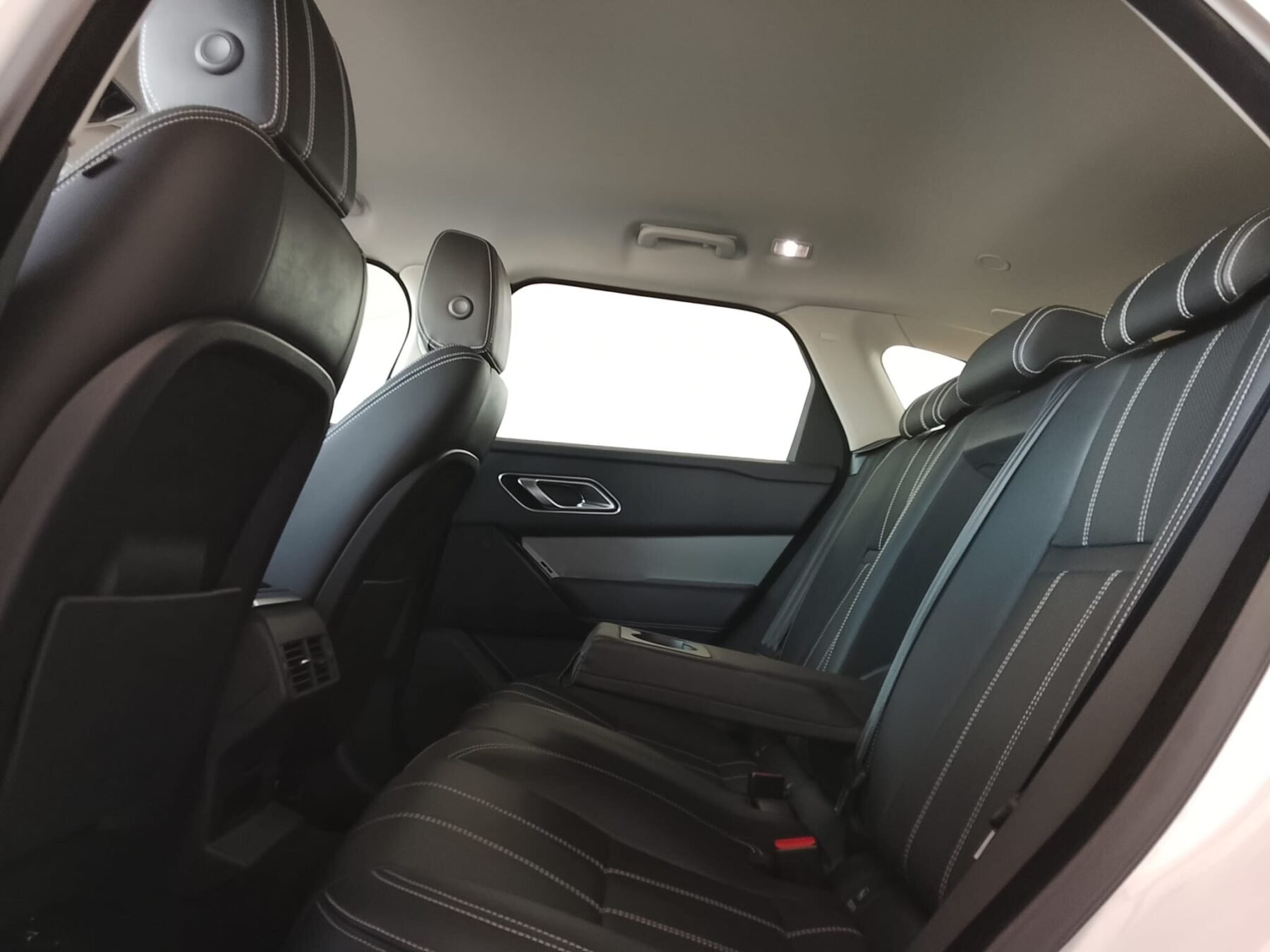 LAND-ROVER Range Rover Velar Automático Hibrido Diesel 