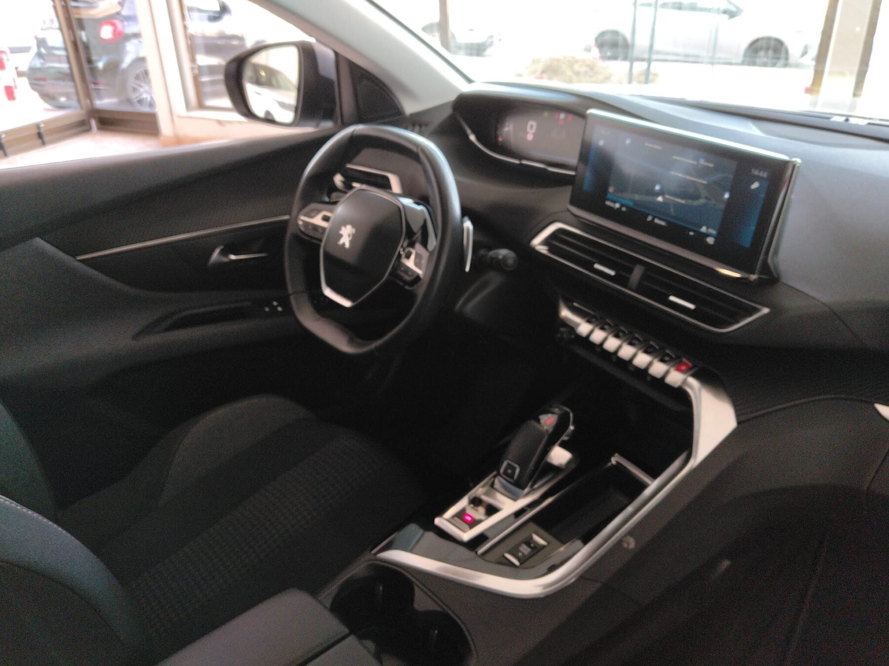 PEUGEOT 3008 AUTOMATICO TURBO GASOLINA