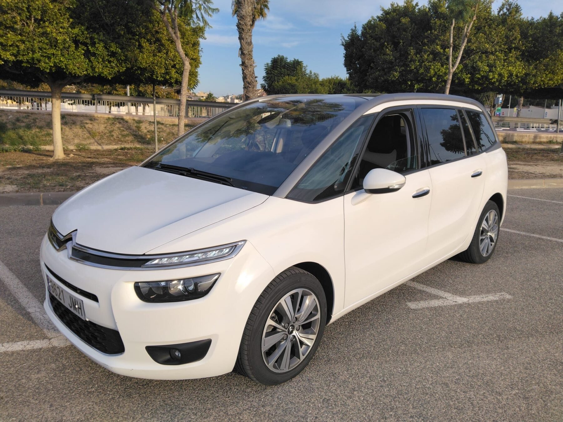 CITROEN  7 Plazas Automático Turbo Gasolina 165CV