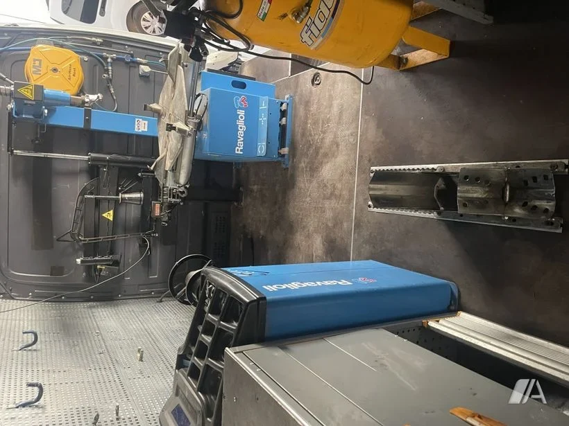 MERCEDES-BENZ Sprinter Furgón Taller Mecánico 516 CDI Automático