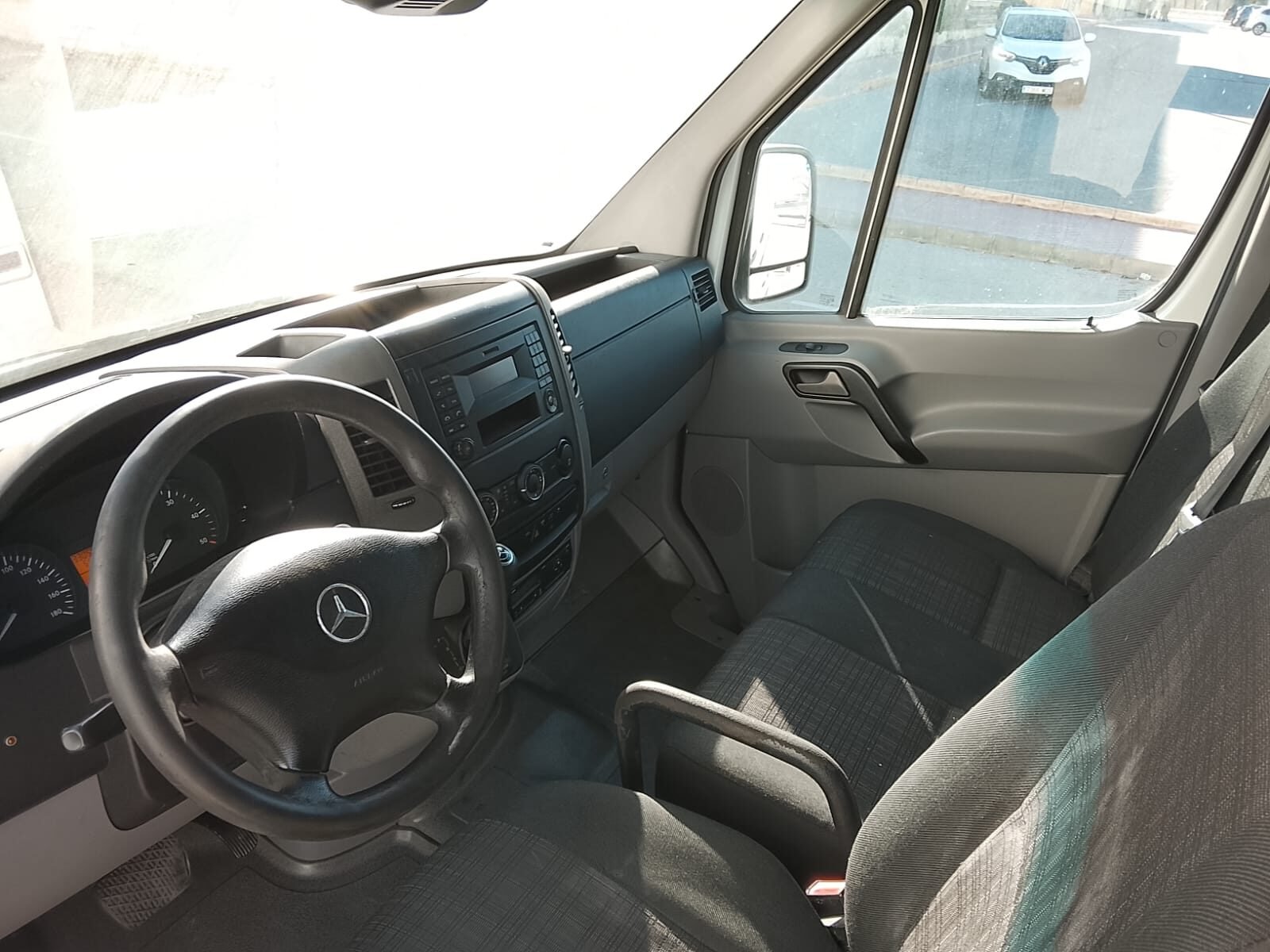 MERCEDES-BENZ Sprinter Furgón Taller Mecánico 516 CDI Automático