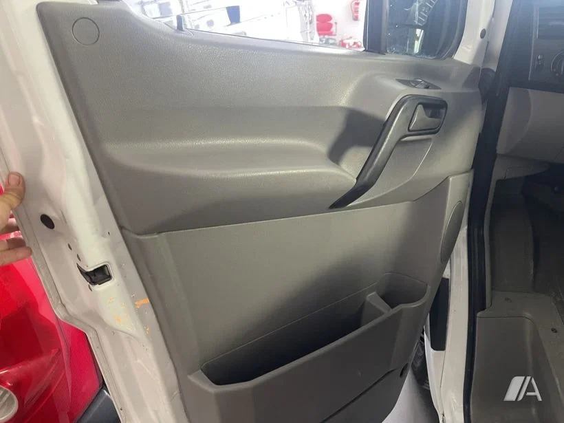 MERCEDES-BENZ Sprinter Furgón Taller Mecánico 516 CDI Automático