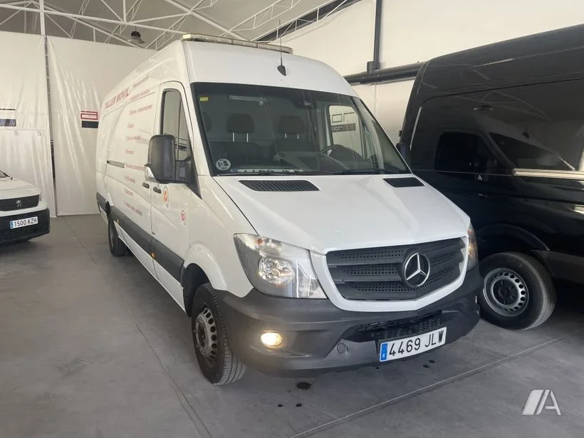 MERCEDES-BENZ Sprinter Furgón Taller Mecánico 516 CDI Automático