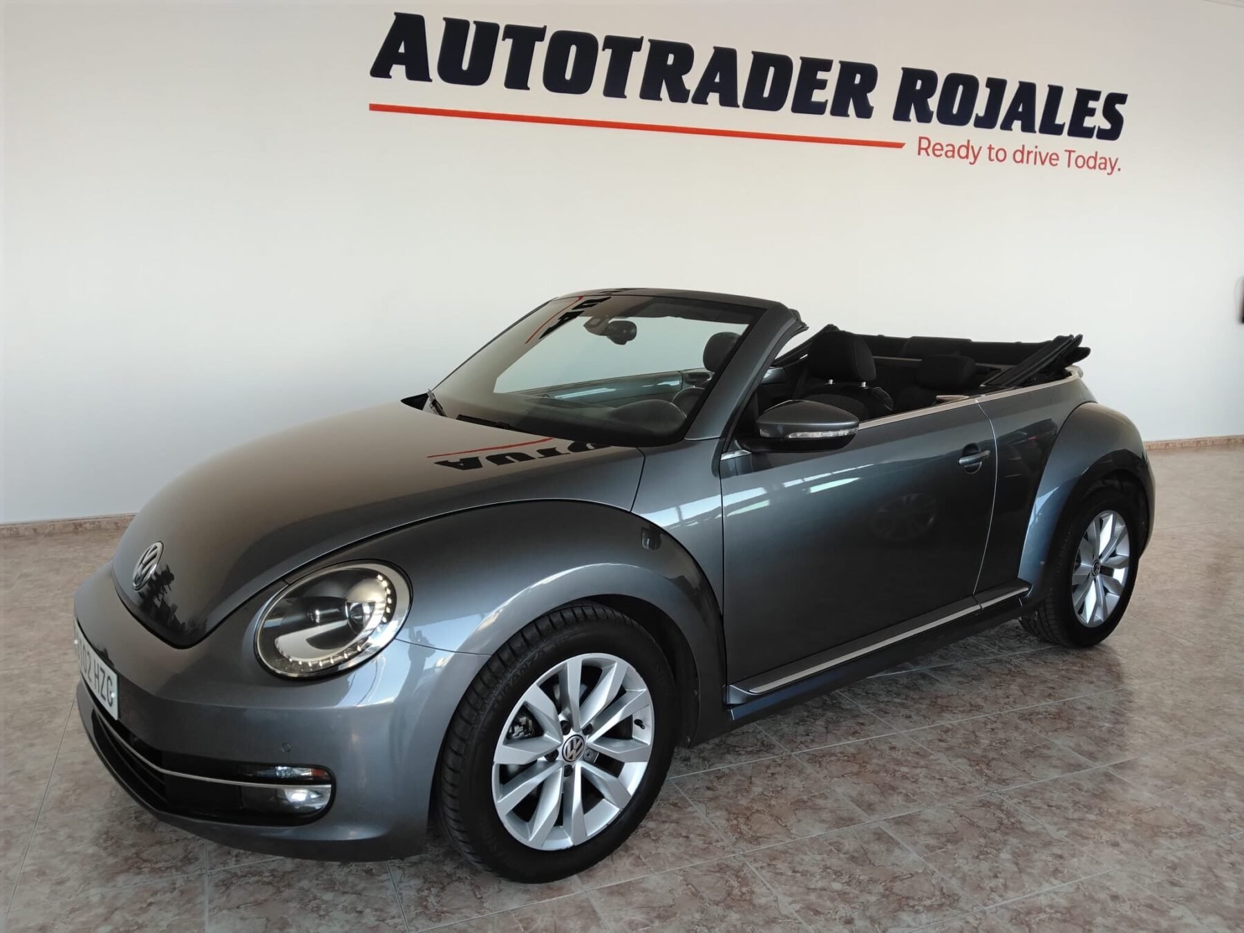 VOLKSWAGEN BEETLE CABRIO AUTOMÁTICO