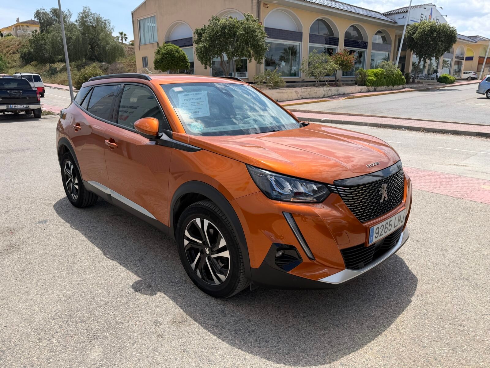PEUGEOT 2008