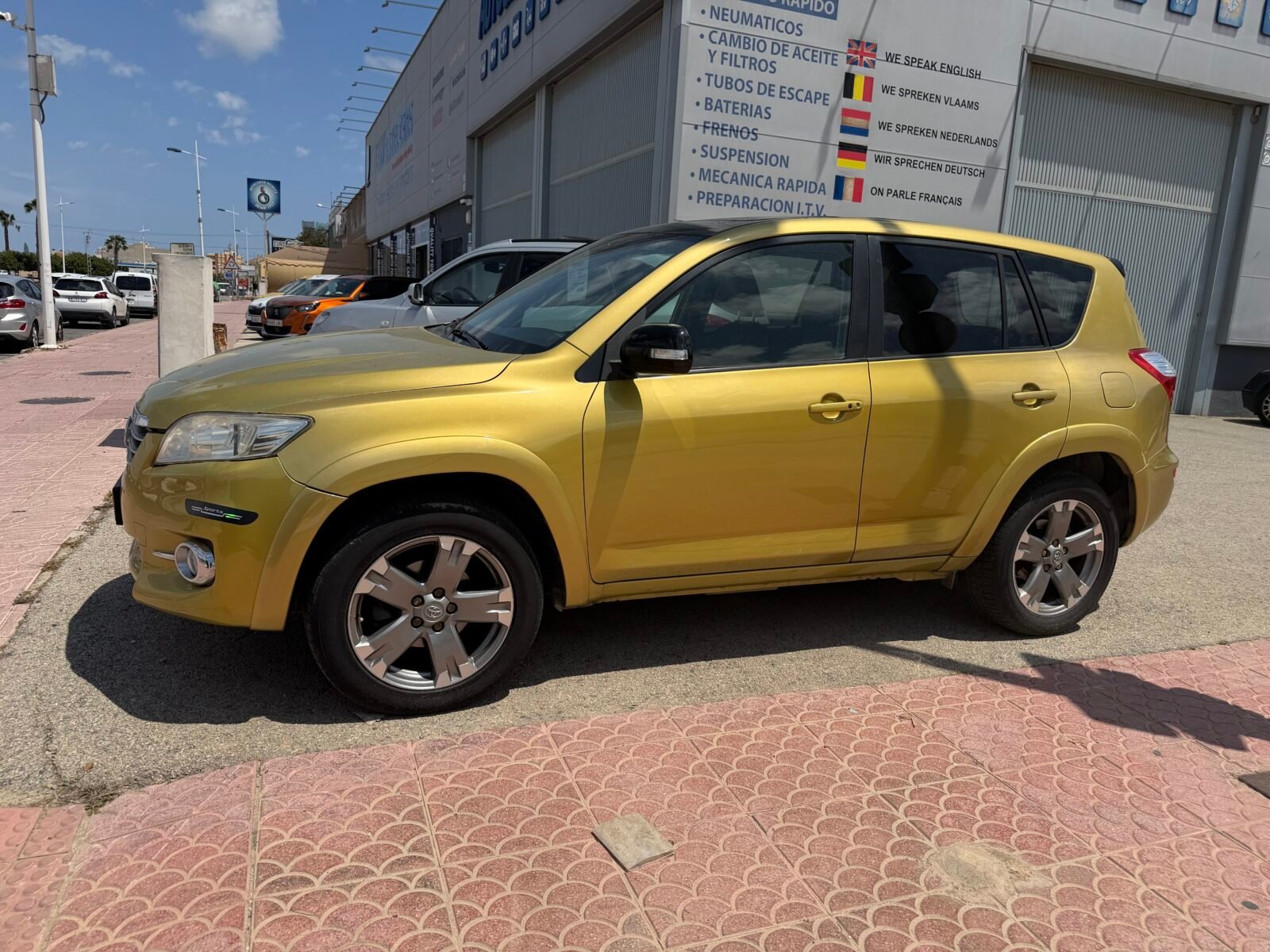TOYOTA
