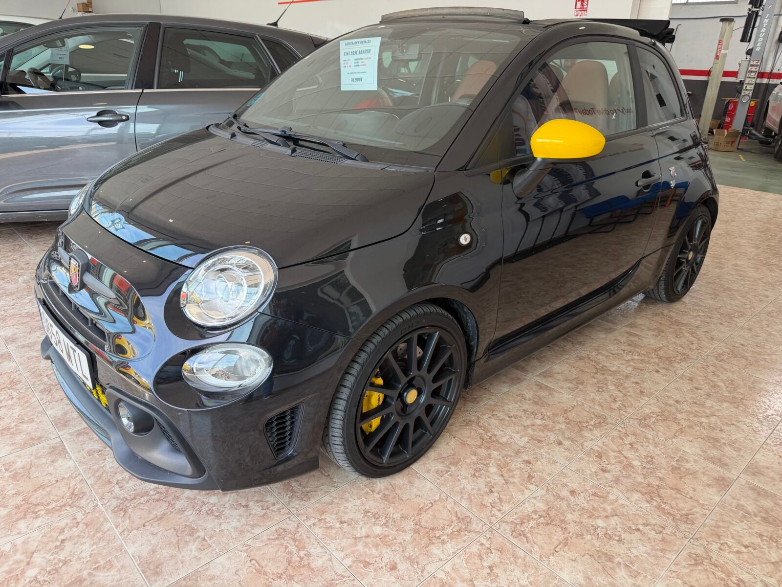 ABARTH 595 cabrio COMPETIZIONE