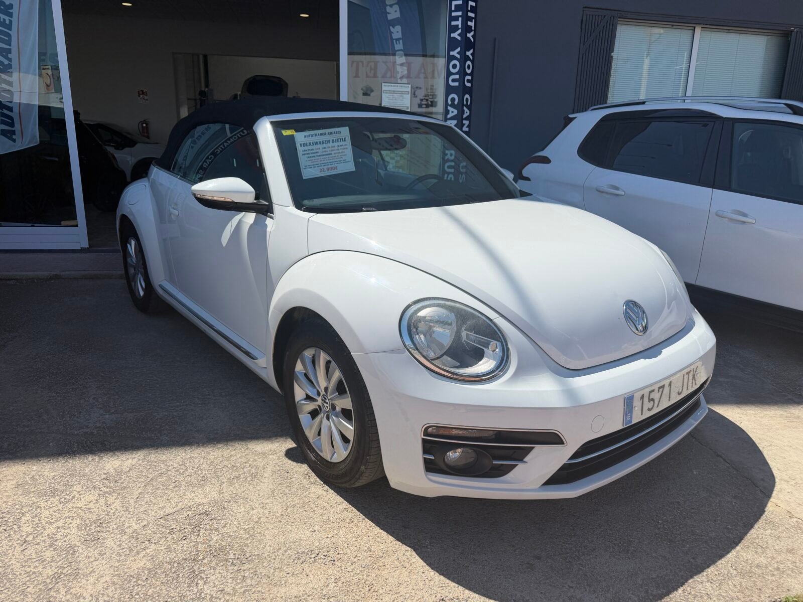 VOLKSWAGEN BEETLE CABRIO
