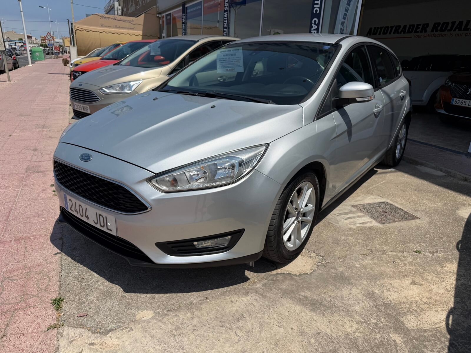 FORD FOCUS