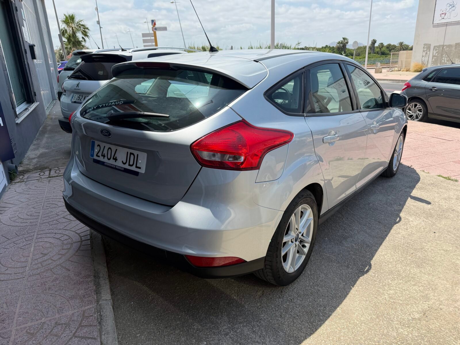 FORD FOCUS