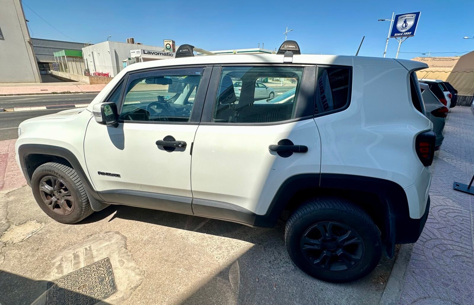 JEEP RENEGADE 1