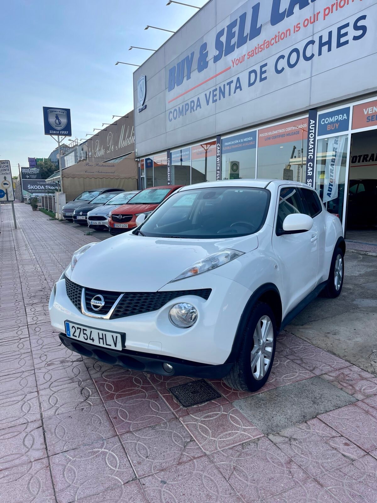 NISSAN JUKE