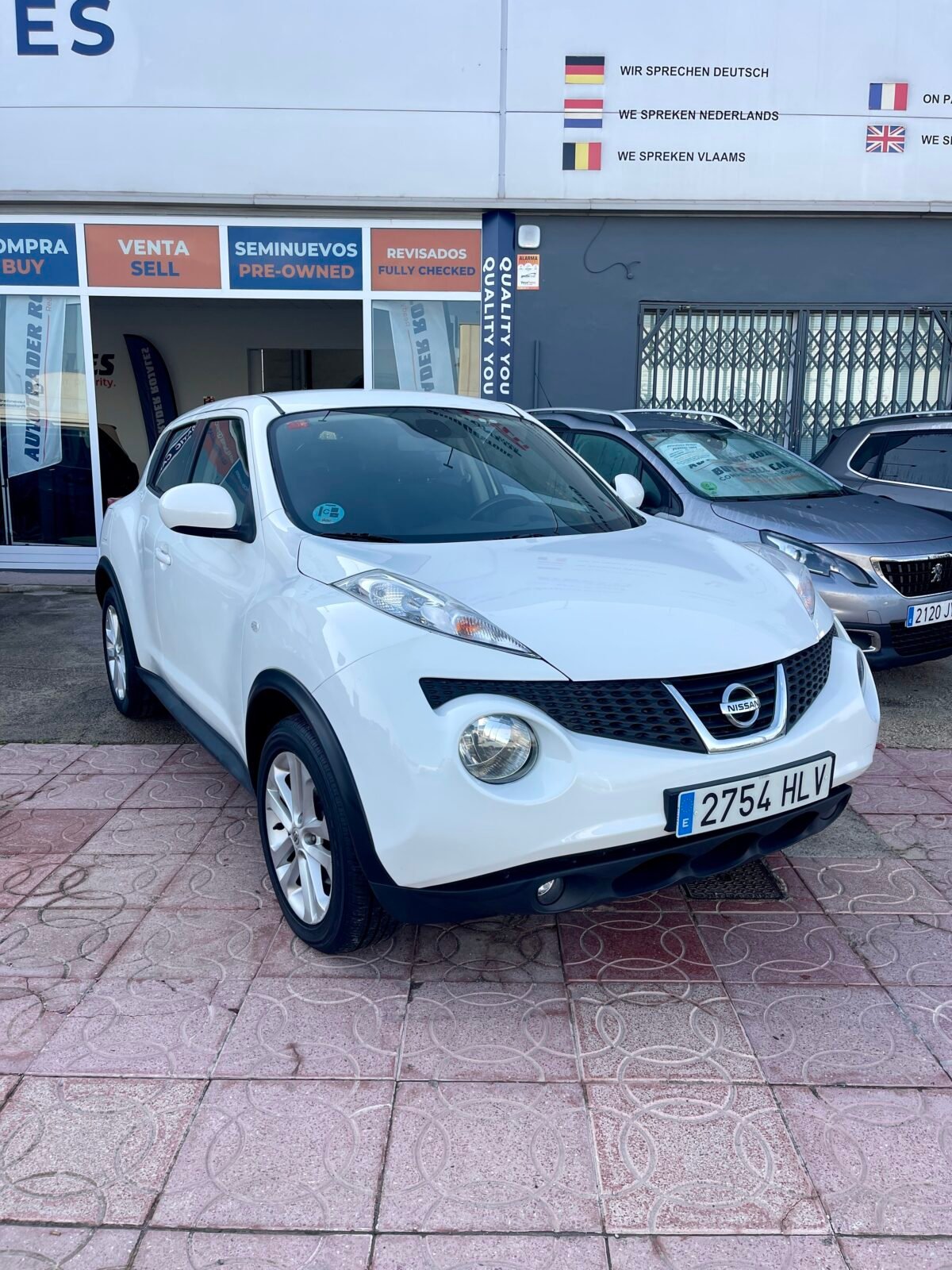 NISSAN JUKE