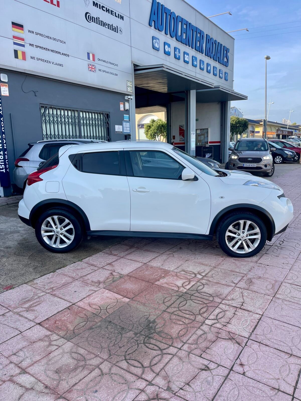 NISSAN JUKE