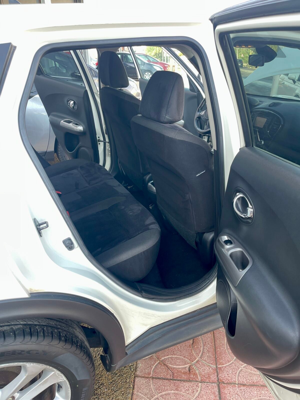 NISSAN JUKE